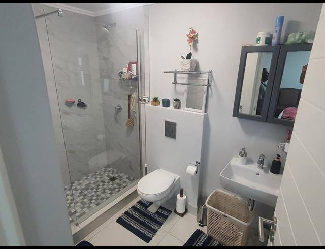 2 BEDROOM APARTMENT FOR SALE IN UMHLANGA RIDGE